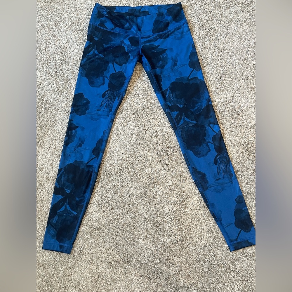 Lululemon Wunder Under Blue Floral Print Leggings 30in